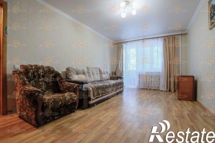 2-комн квартира Пирогова, 64/5