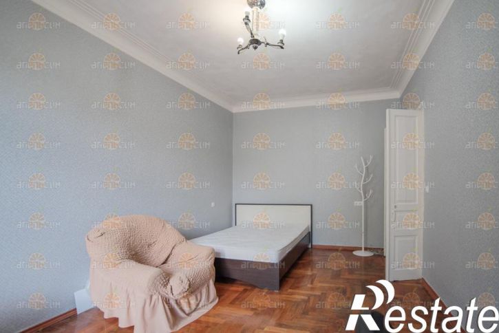 1-комн квартира Дзержинского, 116в/2