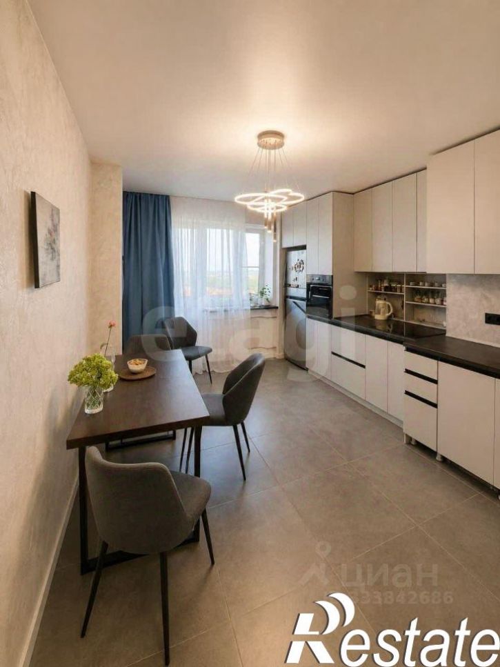 4-комн квартира улица Доваторцев, 90/5,  д. 90/5