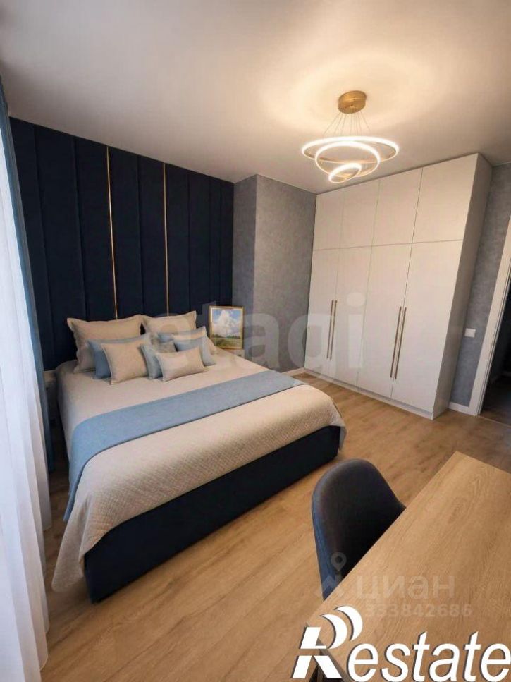 4-комн квартира улица Доваторцев, 90/5,  д. 90/5