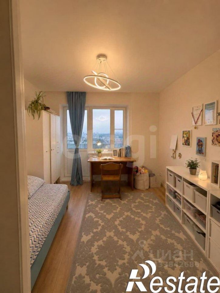 4-комн квартира улица Доваторцев, 90/5,  д. 90/5