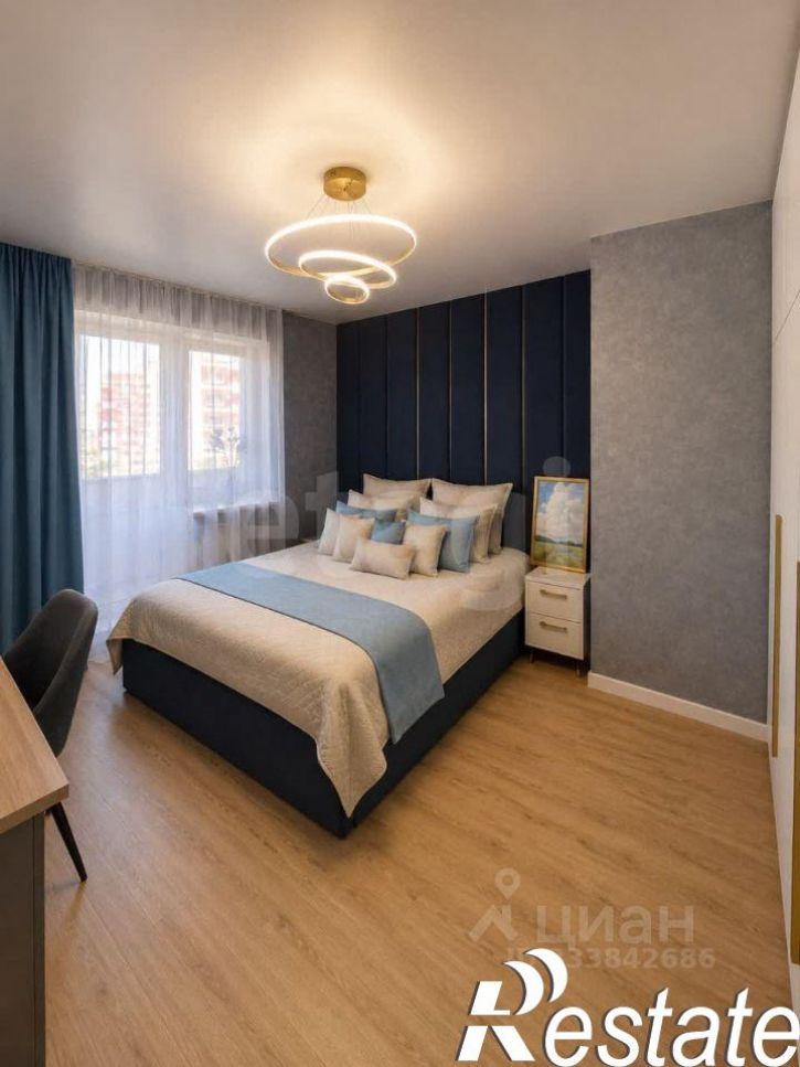 4-комн квартира улица Доваторцев, 90/5,  д. 90/5