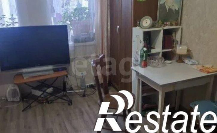 2-комн квартира улица Дзержинского, 76,  д. 76