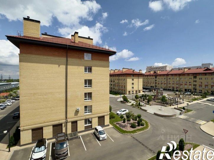 3-комн квартира улица Назара Енина, 14Б,  д. 14Б