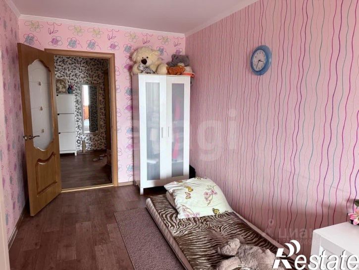 3-комн квартира улица Дзержинского, 2,  д. 2