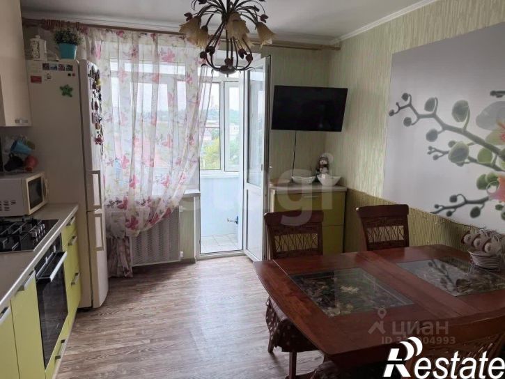 3-комн квартира улица Дзержинского, 2,  д. 2