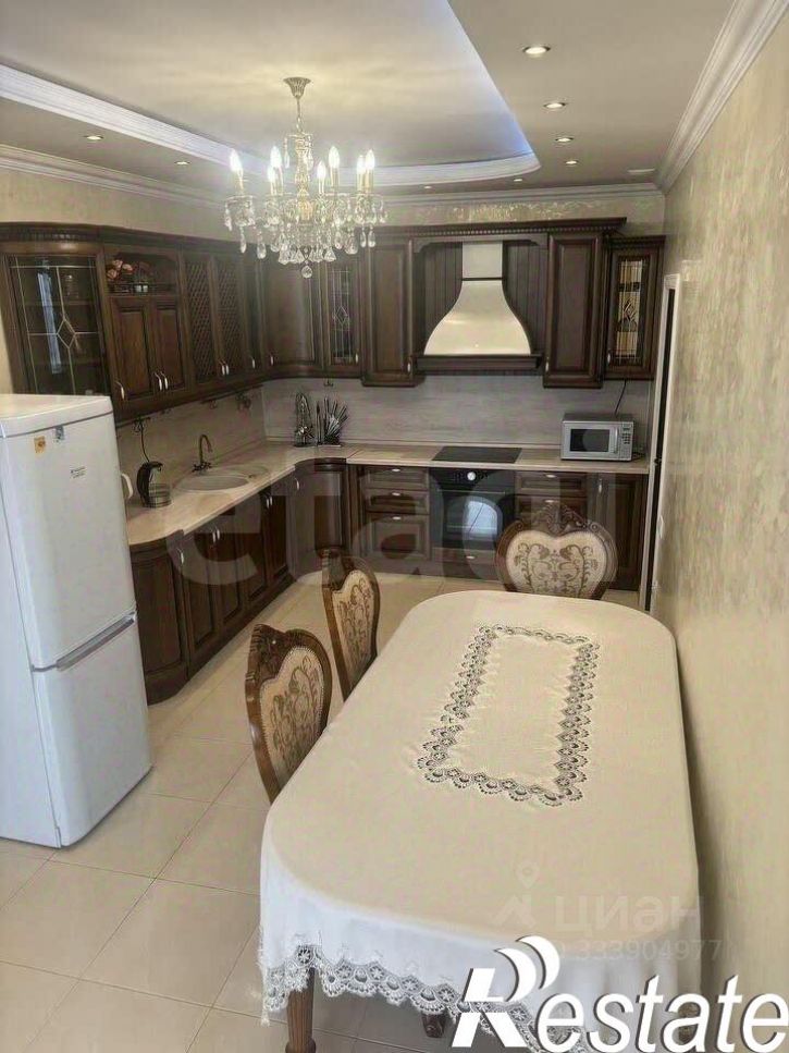2-комн квартира улица Мира, 331,  д. 331