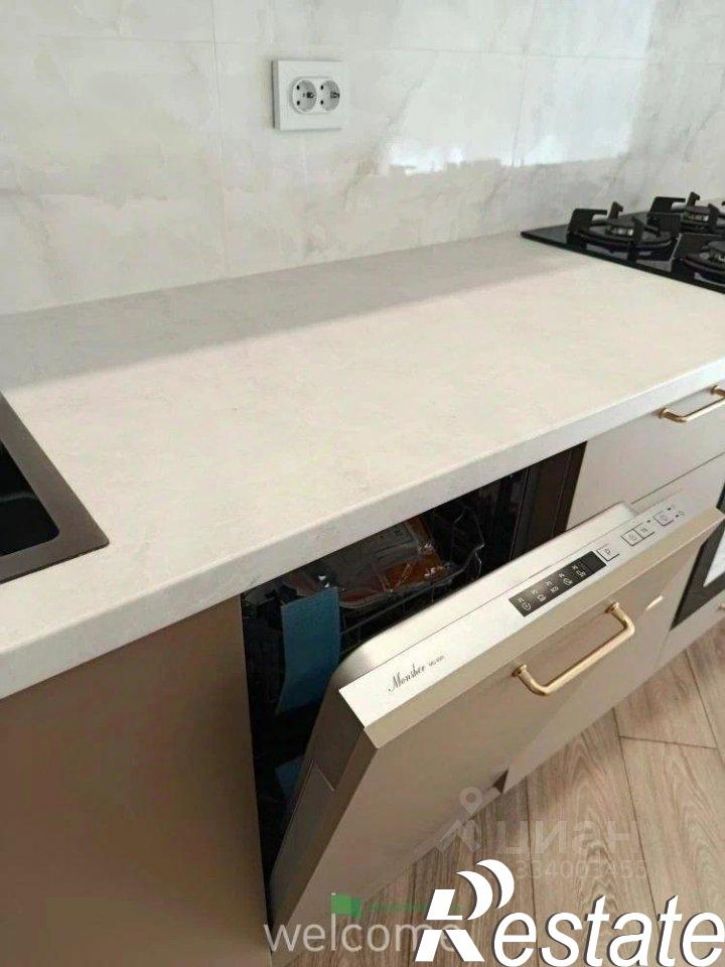 2-комн квартира Российский проспект, 12 к2,  д. 12 к2