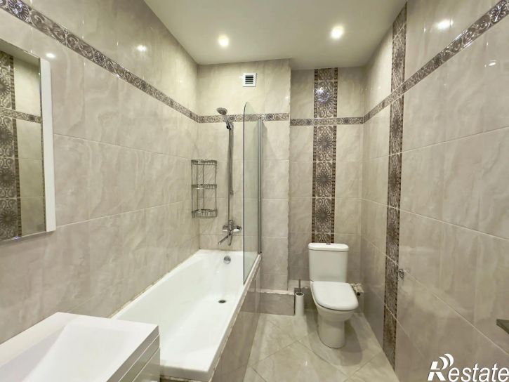 2-комн квартира Добролюбова, 53