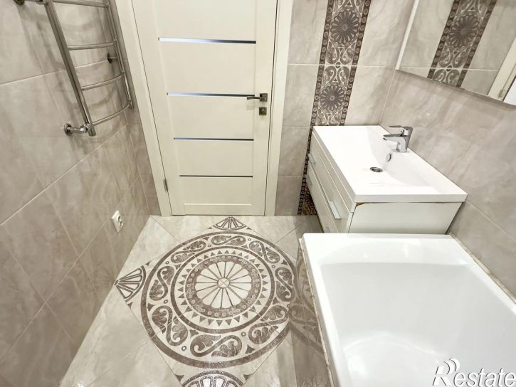 2-комн квартира Добролюбова, 53