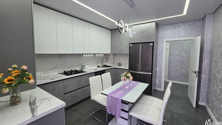 2-комн квартира Рогожникова, 19/4