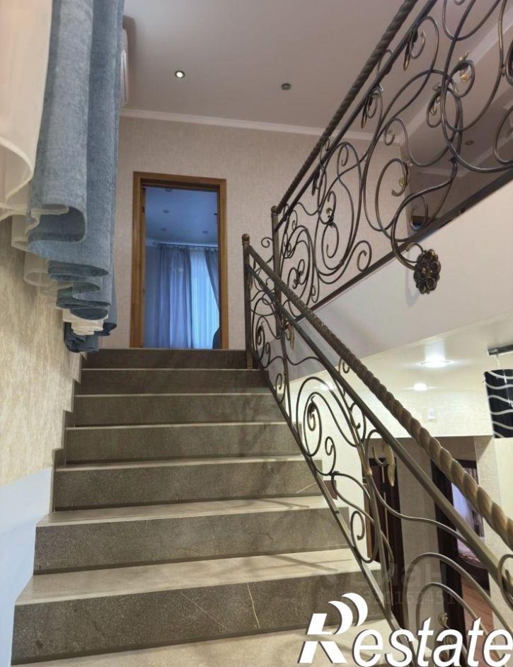 4-комн квартира Ясеновская улица, 48,  д. 48