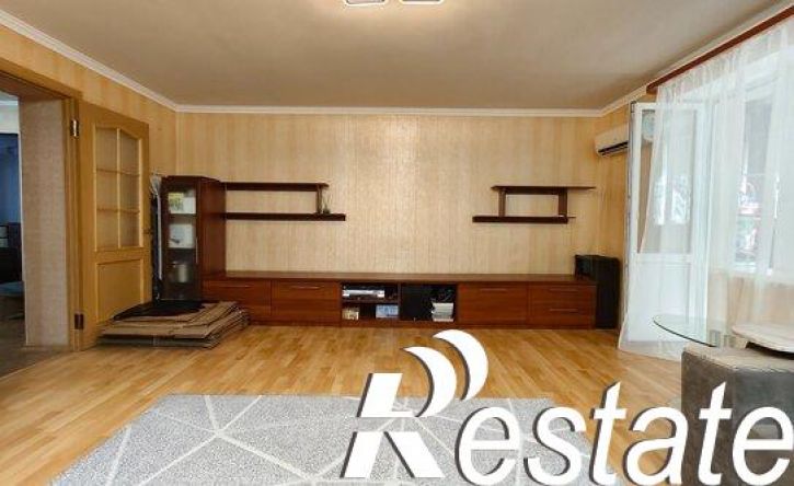3-комн квартира улица Михаила Морозова, 36,  д. 36