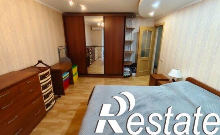 3-комн квартира улица Михаила Морозова, 36,  д. 36