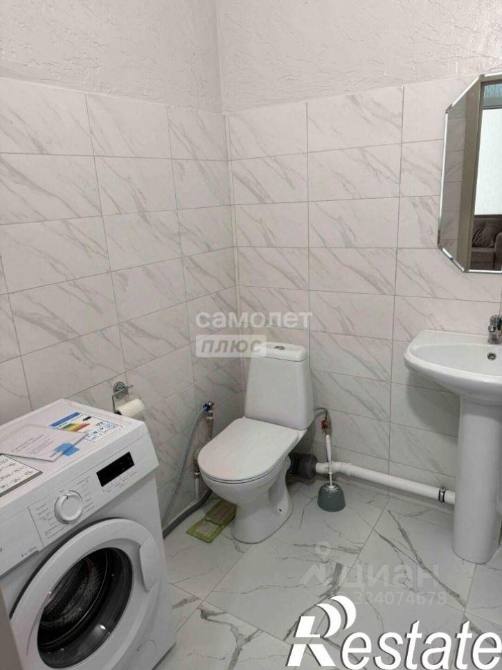 1-комн квартира улица Андрея Голуба, 12 к4,  д. 12 к4