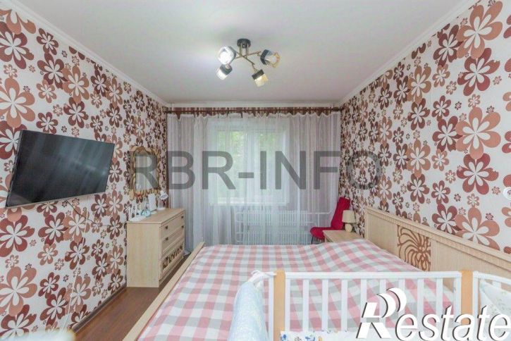 3-комн квартира улица Бруснева, 19/2,  д. 19/2