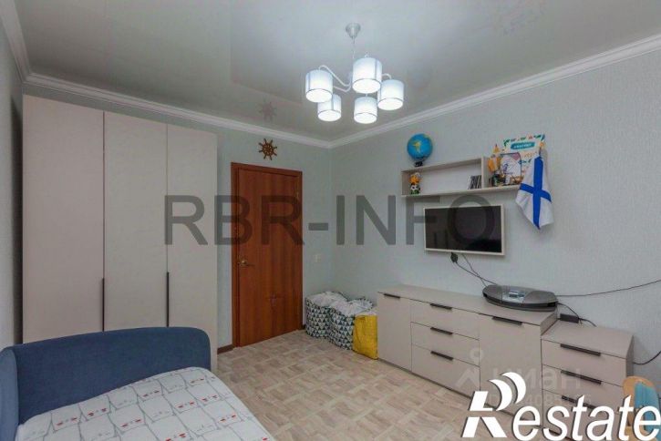 3-комн квартира улица Бруснева, 19/2,  д. 19/2