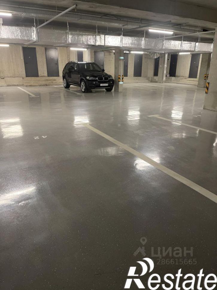 Гараж/парковка улица Николая Голодникова, 4 к2,  д. 4 к2