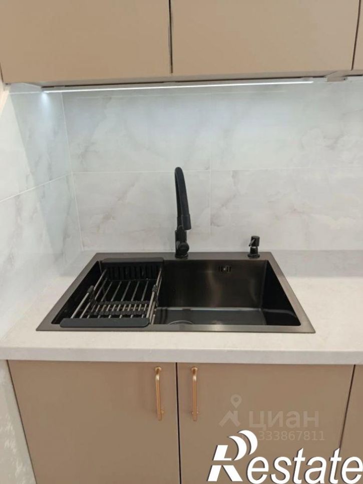 2-комн квартира Российский проспект, 12 к2,  д. 12 к2