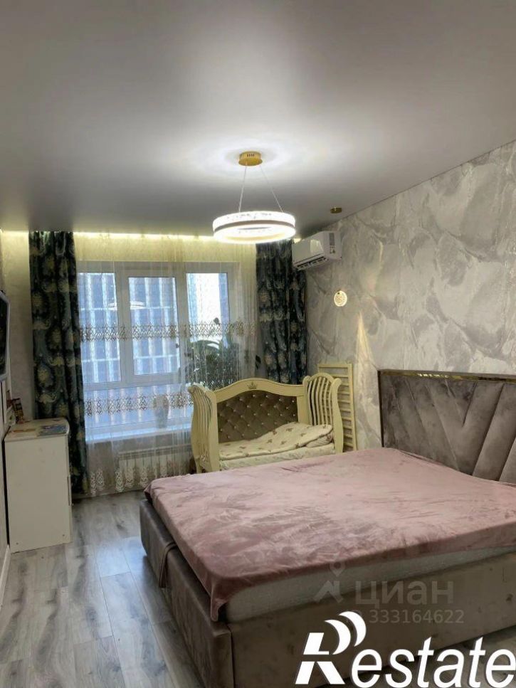 3-комн квартира улица Николая Голодникова, 7 к3,  д. 7 к3