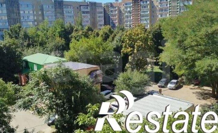 2-комн квартира улица Пирогова, 62/1,  д. 62/1