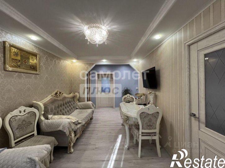 2-комн квартира улица Мира, 367/1,  д. 367/1