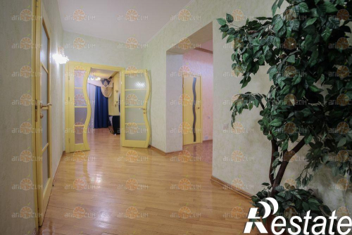 Аренда 3-комн квартиры Орджоникидзе, 79