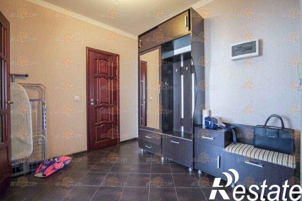 Сдать квартиру за 23 000 рублей на Доваторцев, 52в