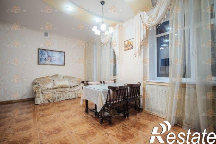 3-комн квартира Орджоникидзе, 79