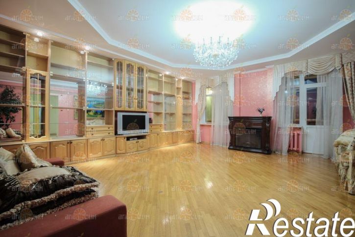 3-комн квартира Орджоникидзе, 79