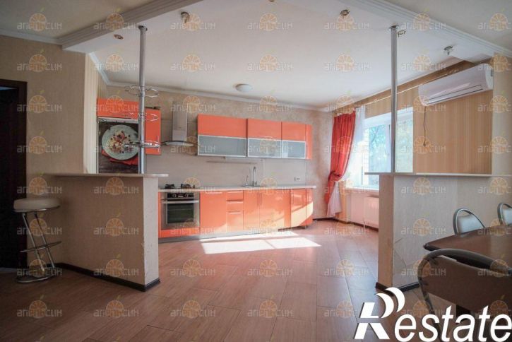 3-комн квартира Карла Маркса, 37/1