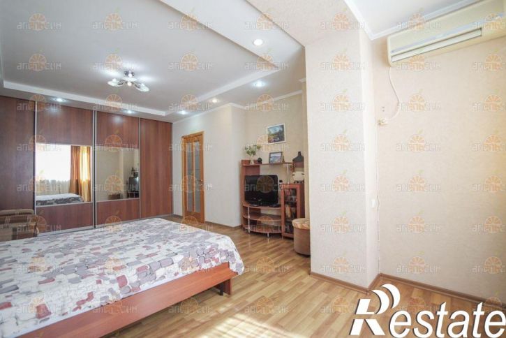 1-комн квартира Октябрьской революции, 11б