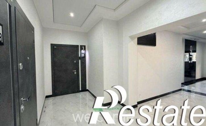 3-комн квартира улица Артёма, 18Б,  д. 18Б