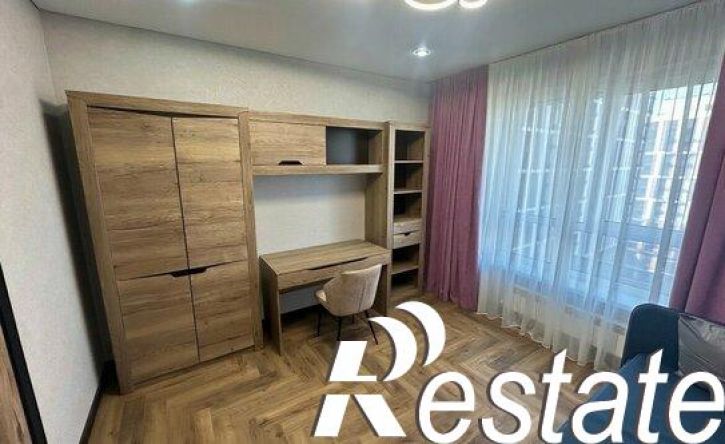 3-комн квартира улица Николая Голодникова, 9,  д. 9