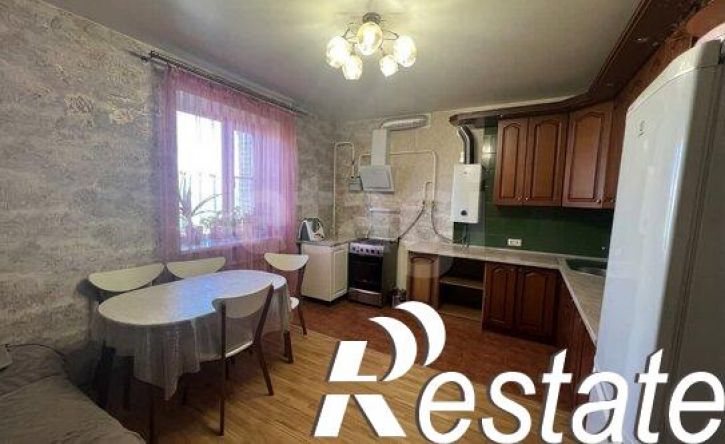 4-комн квартира улица Доваторцев, 159,  д. 159