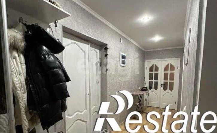 2-комн квартира улица Мира, 283,  д. 283