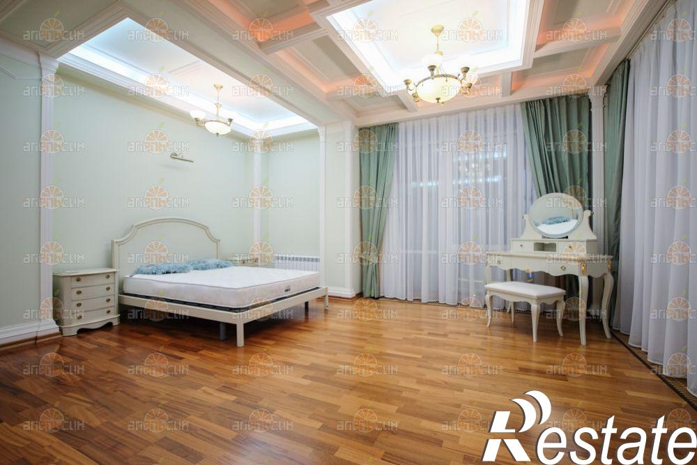 Сдать квартиру за 150 000 рублей на Маршала Жукова, 2