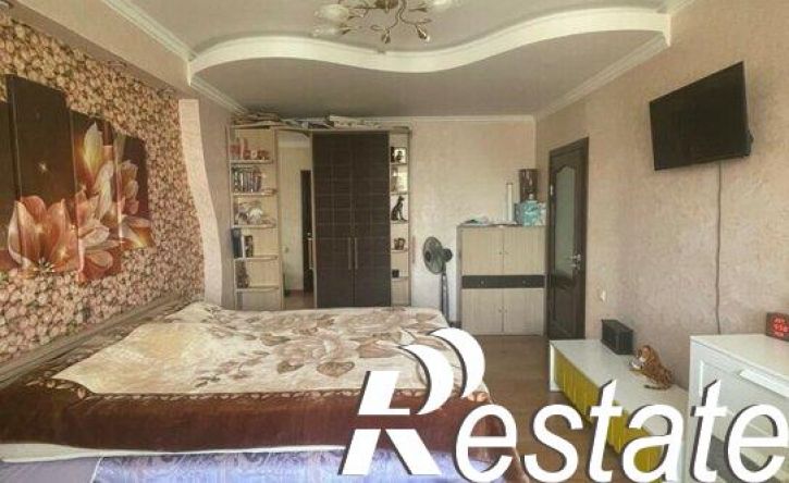 2-комн квартира Армейский заезд, 12,  д. 12