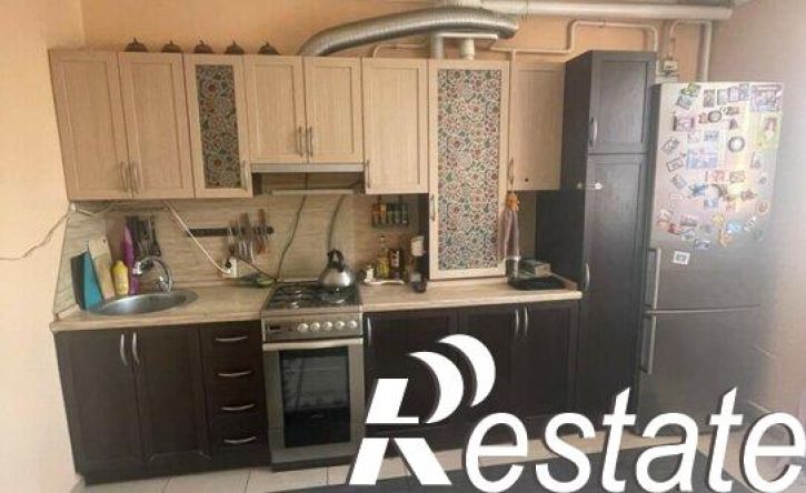 2-комн квартира Армейский заезд, 12,  д. 12