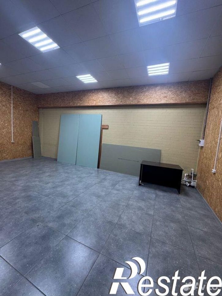 Торговое помещение улица Серова, 523А,  д. 523А
