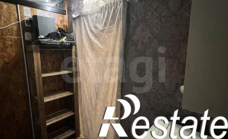 2-комн квартира улица Дзержинского, 76,  д. 76
