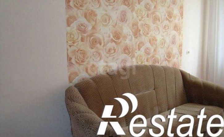 4-комн квартира улица Пирогова, 18/4,  д. 18/4