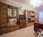 2-комн, 42.8кв м, этаж 1/5 Фроленко, 20