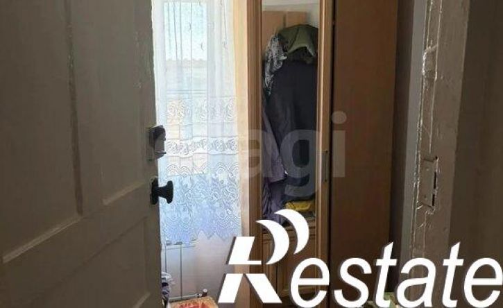 3-комн квартира улица Голенева, 27,  д. 27