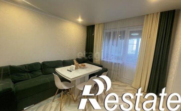3-комн квартира улица Серова, 480,  д. 480