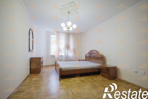 Аренда 2-комн квартиры Дзержинского, 152