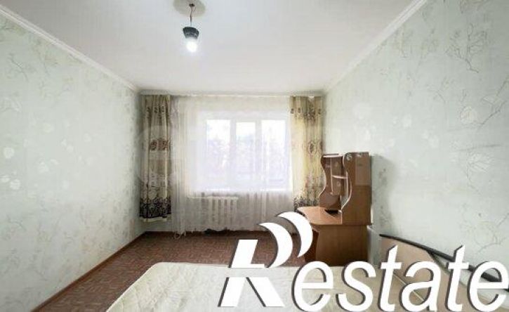 4-комн квартира улица 45-я Параллель, 22,  д. 22