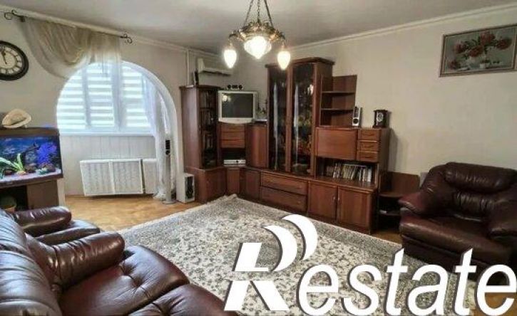 4-комн квартира улица Доваторцев, 44/2,  д. 44/2