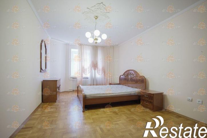 2-комн квартира Дзержинского, 152