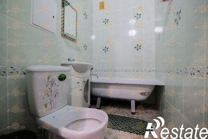 Студия Октябрьская, 202